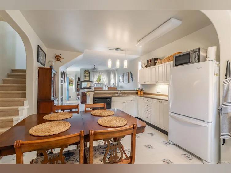 514 Roberts Street, Ladysmith, BC, V9G 1A3 - 9