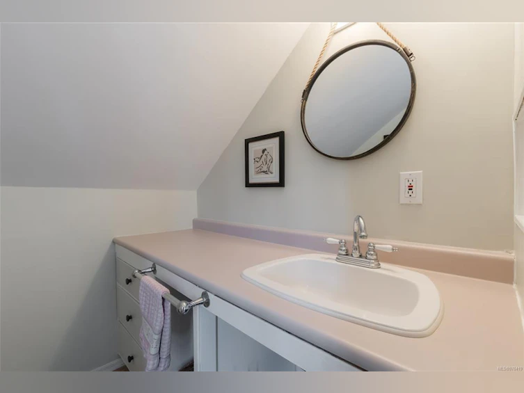 514 Roberts Street, Ladysmith, BC, V9G 1A3 - 19