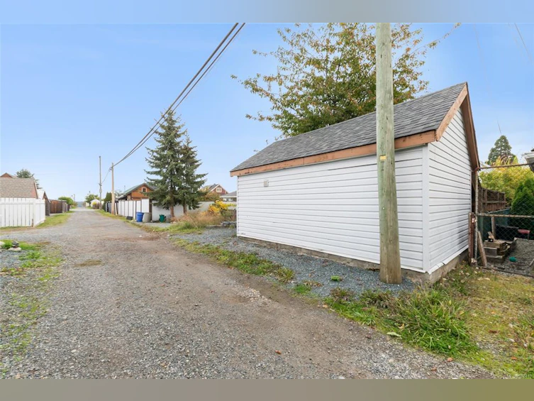 514 Roberts Street, Ladysmith, BC, V9G 1A3 - 31