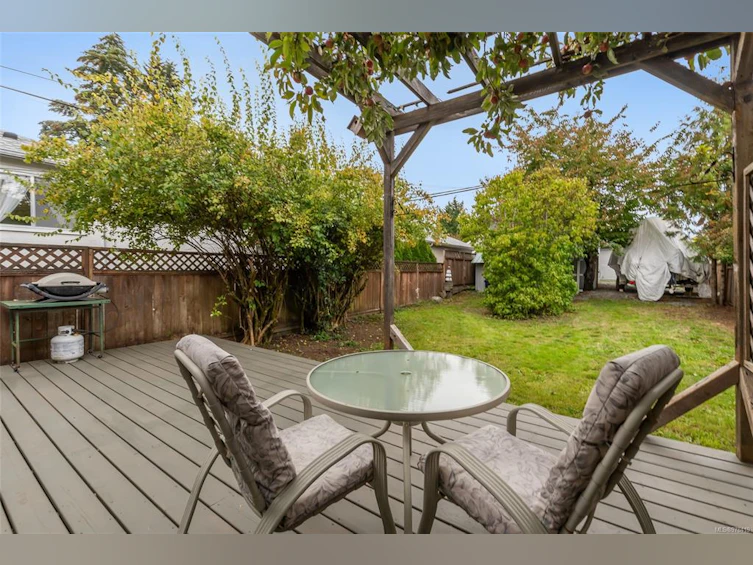 514 Roberts Street, Ladysmith, BC, V9G 1A3 - 40