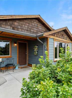 698 Wedgewood Crescent