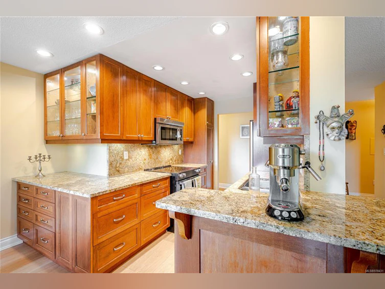 106-103 E Gorge Road, Victoria, BC, V9A 6Z2 - 14