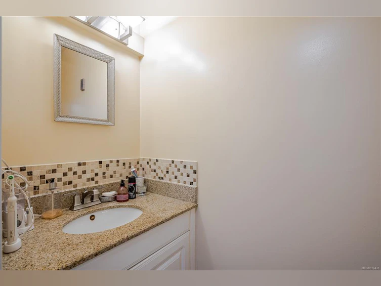 106-103 E Gorge Road, Victoria, BC, V9A 6Z2 - 22