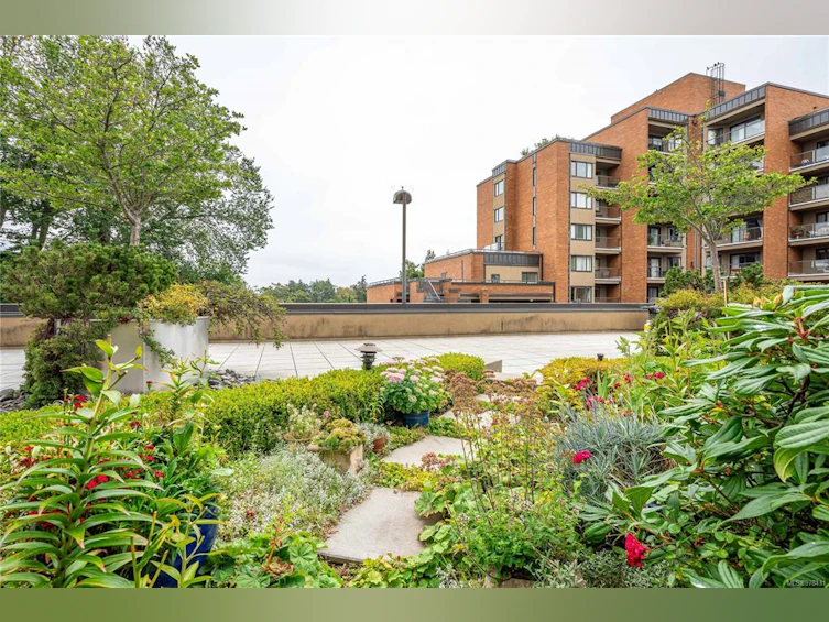 106-103 E Gorge Road, Victoria, BC, V9A 6Z2 - 30