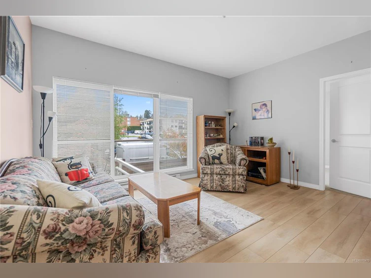 212-1550 Church Avenue, Saanich, BC, V8P 2H1 - 6