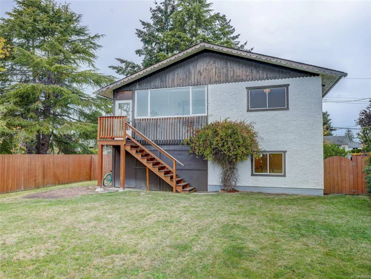 1561 Agnew Avenue, Saanich, BC, V8N 5N4 - 29