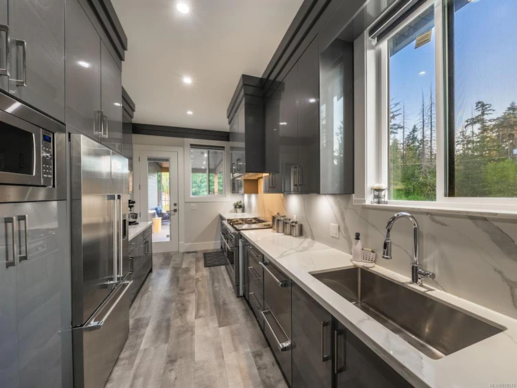 6118 Cottam Road, Port Alberni, BC, V9Y 8R9 - 9
