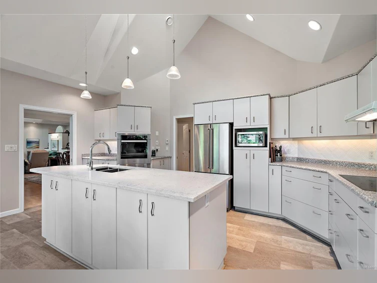 490 Hasquiat Place, North Saanich, BC, V8L 5K5 - 4