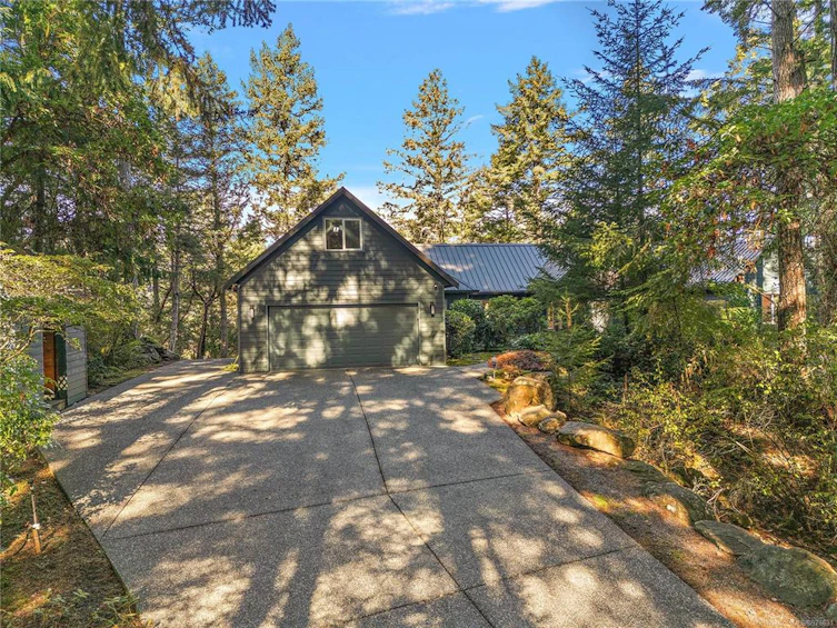 490 Hasquiat Place, North Saanich, BC, V8L 5K5 - 40