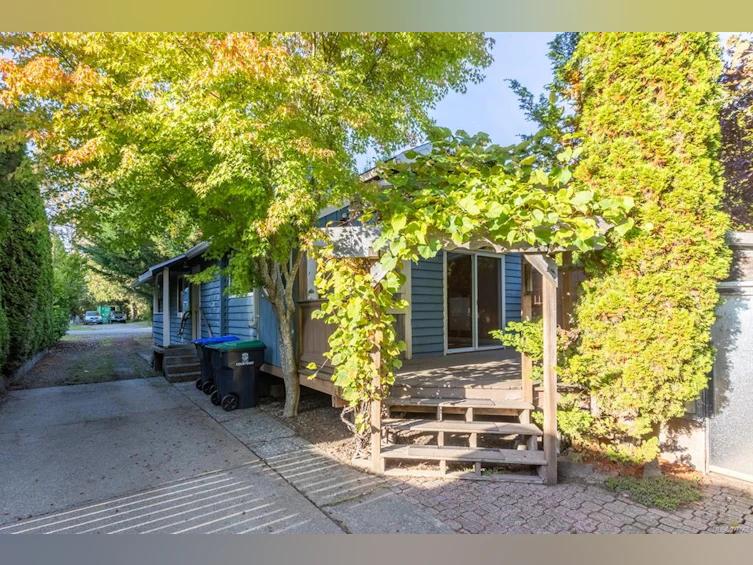 1560 15th Street, Courtenay, BC, V9N 2C2 - 2