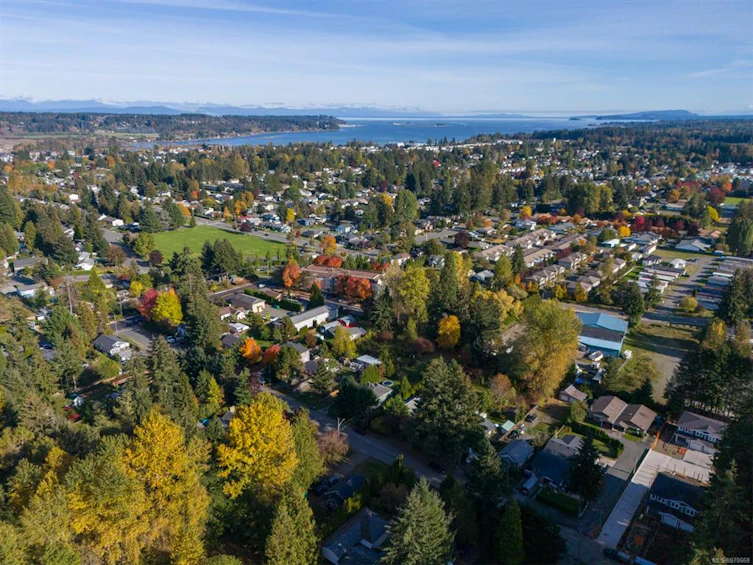 1560 15th Street, Courtenay, BC, V9N 2C2 - 12