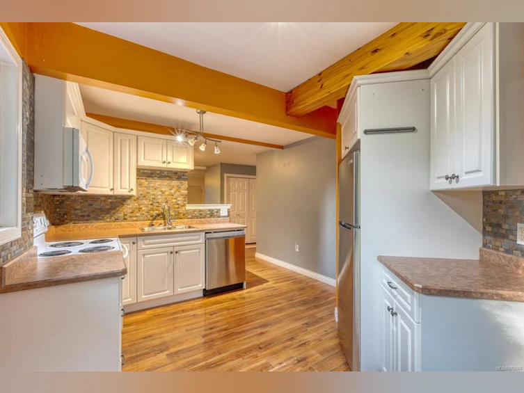 1560 15th Street, Courtenay, BC, V9N 2C2 - 47