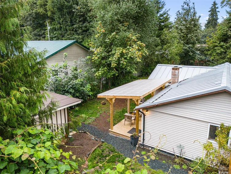 6830 First Street, Honeymoon Bay, BC, V0R 1Y0 - 7