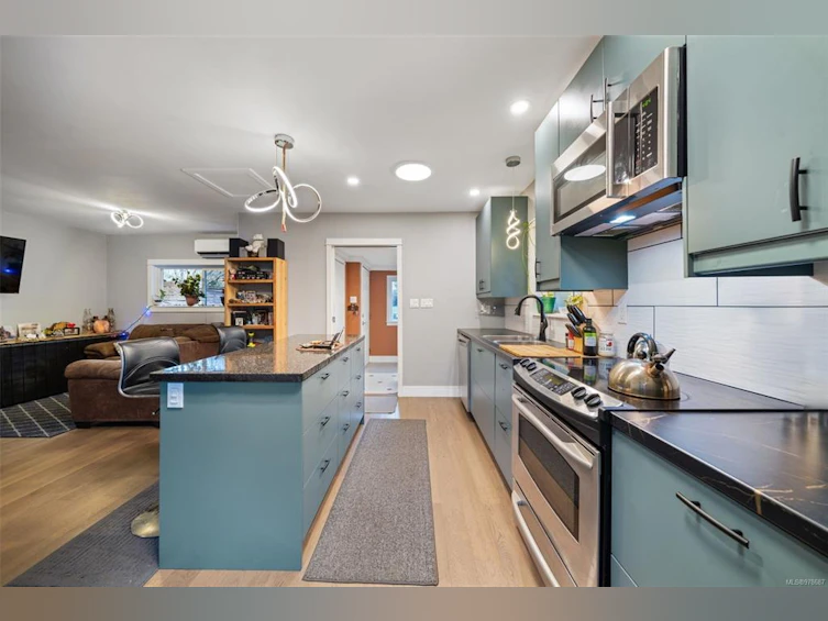 6830 First Street, Honeymoon Bay, BC, V0R 1Y0 - 15