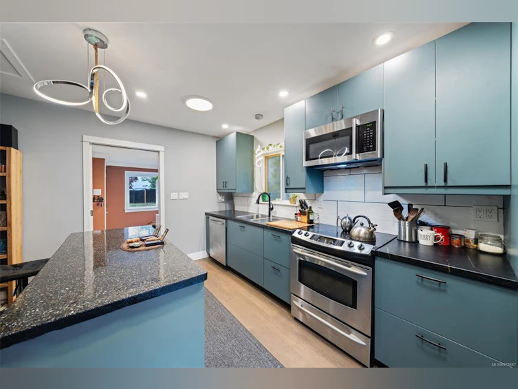 6830 First Street, Honeymoon Bay, BC, V0R 1Y0 - 19