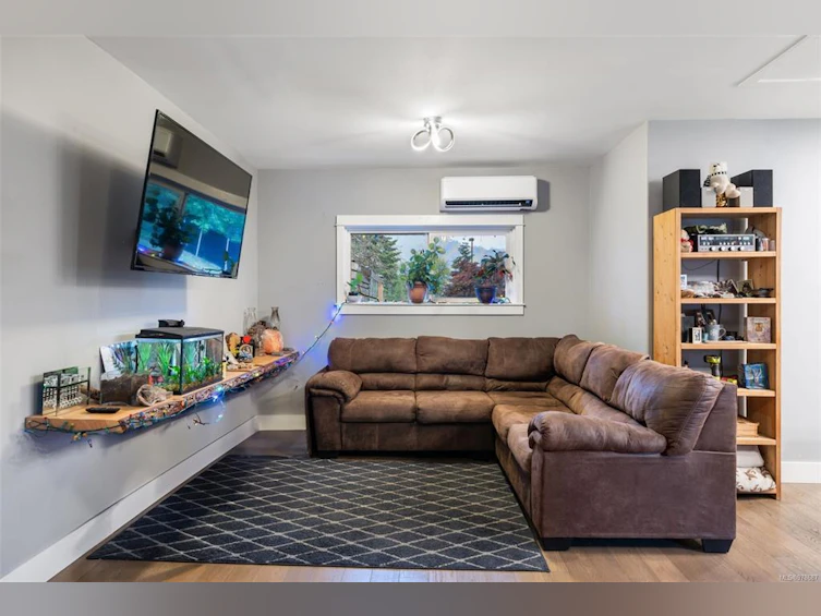 6830 First Street, Honeymoon Bay, BC, V0R 1Y0 - 27