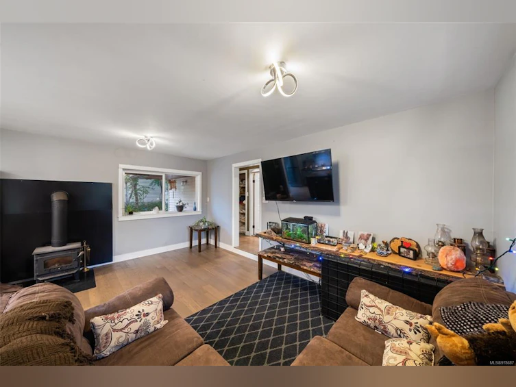 6830 First Street, Honeymoon Bay, BC, V0R 1Y0 - 29