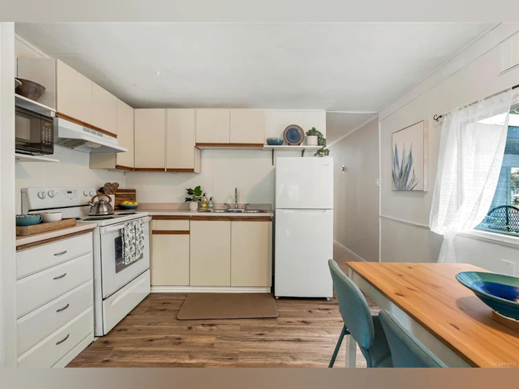 66-2500 Florence Lake Road, Langford, BC, V9B 4H2 - 6