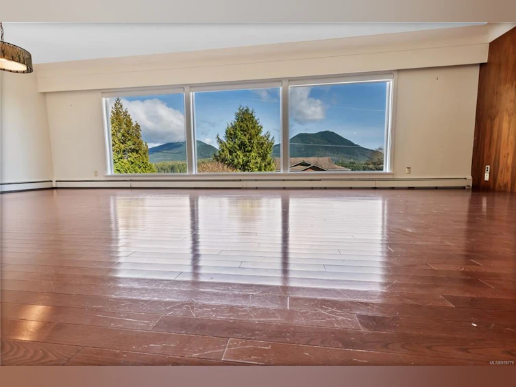 231 Otter Street, Ucluelet, BC, V0R 3A0 - 9
