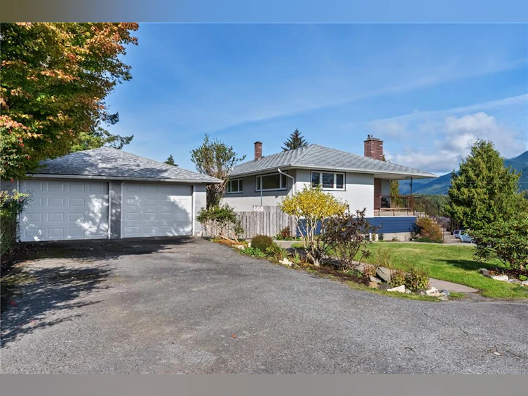 231 Otter Street, Ucluelet, BC, V0R 3A0 - 44