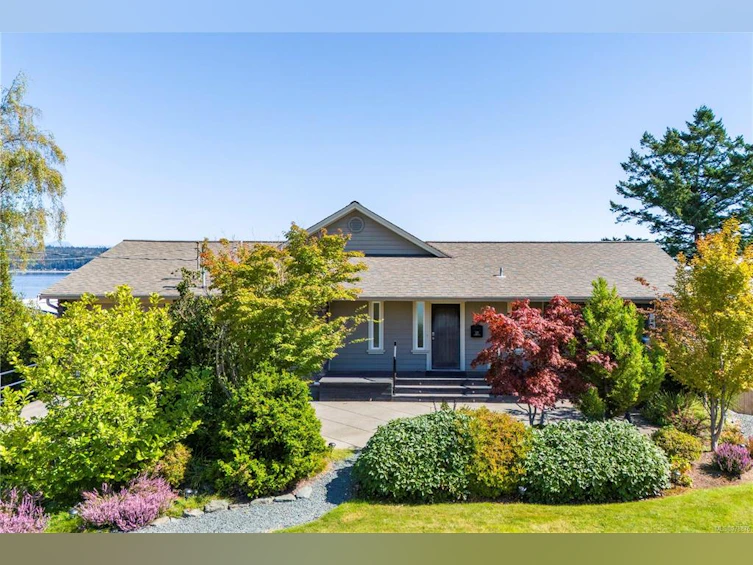 321 Carnegie Street, Campbell River, BC, V9W 2J4 - 7
