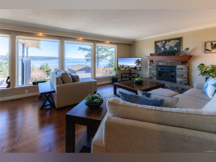 321 Carnegie Street, Campbell River, BC, V9W 2J4 - 9