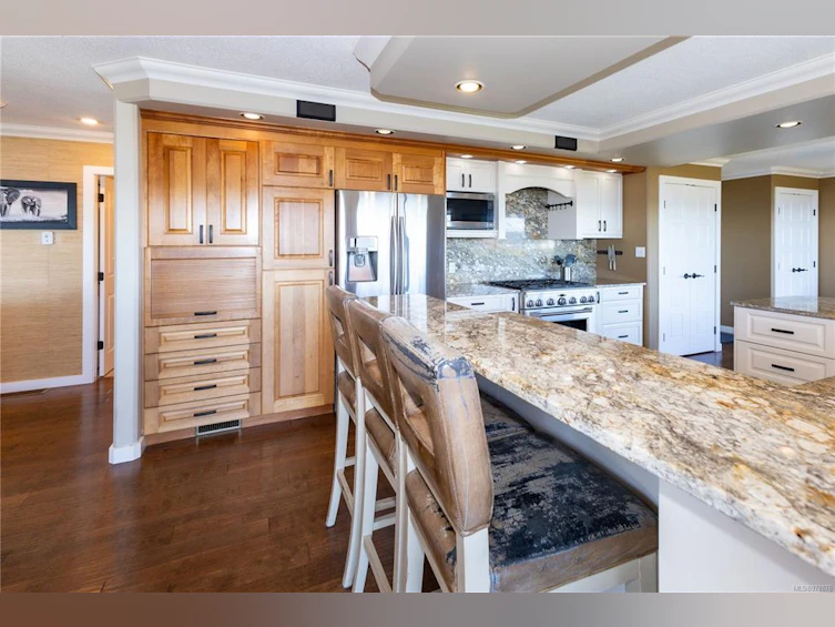 321 Carnegie Street, Campbell River, BC, V9W 2J4 - 20