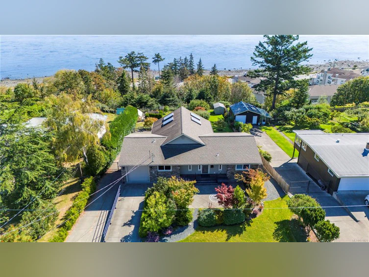 321 Carnegie Street, Campbell River, BC, V9W 2J4 - 65