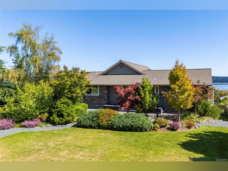 321 Carnegie Street, Campbell River, BC, V9W 2J4 - 67