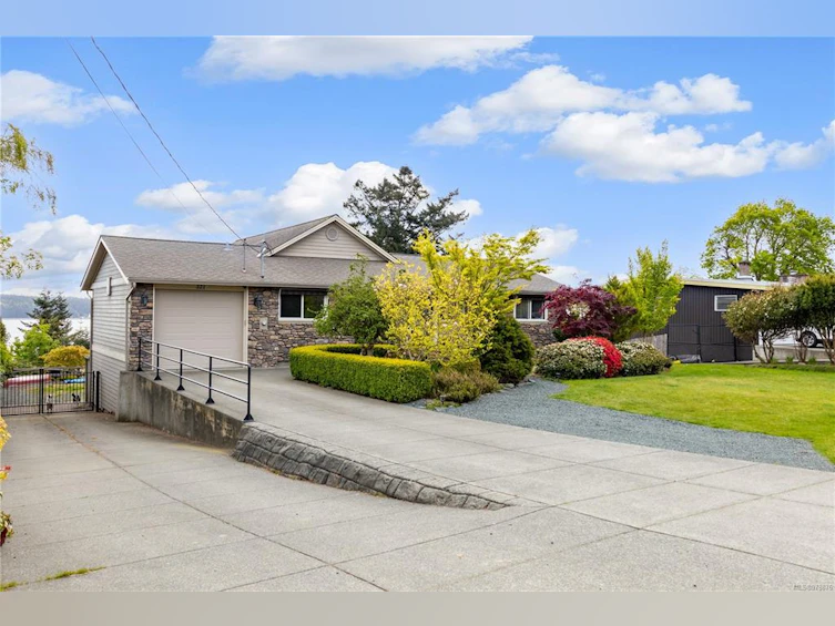 321 Carnegie Street, Campbell River, BC, V9W 2J4 - 68