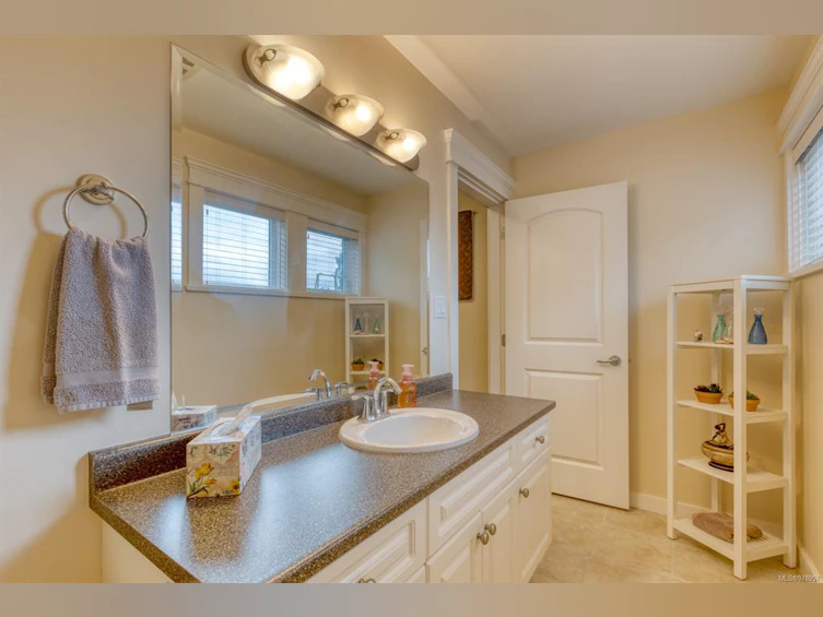 17-2001 Blue Jay Place, Courtenay, BC, V9N 4A8 - 54