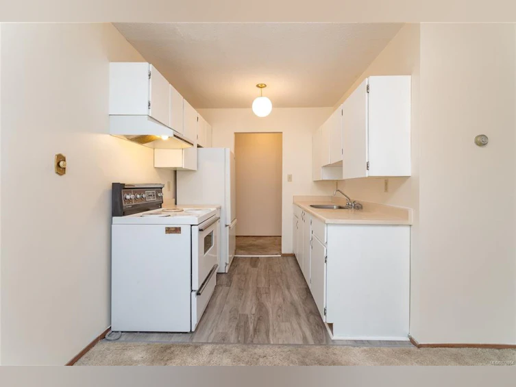105-848 Esquimalt Road, Esquimalt, BC, V9A 6W9 - 12