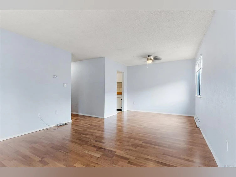 302-2610 Graham Street, Victoria, BC, V8T 3Y9 - 14
