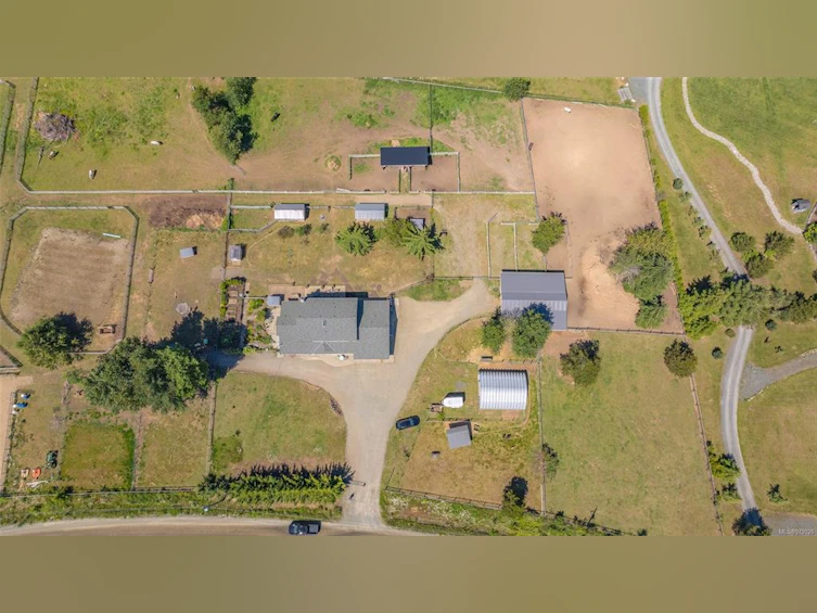 3295 Grandon Road, Qualicum Beach, BC, V9K 2J8 - 47