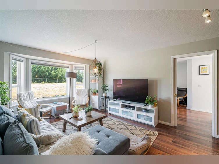3295 Grandon Road, Qualicum Beach, BC, V9K 2J8 - 50