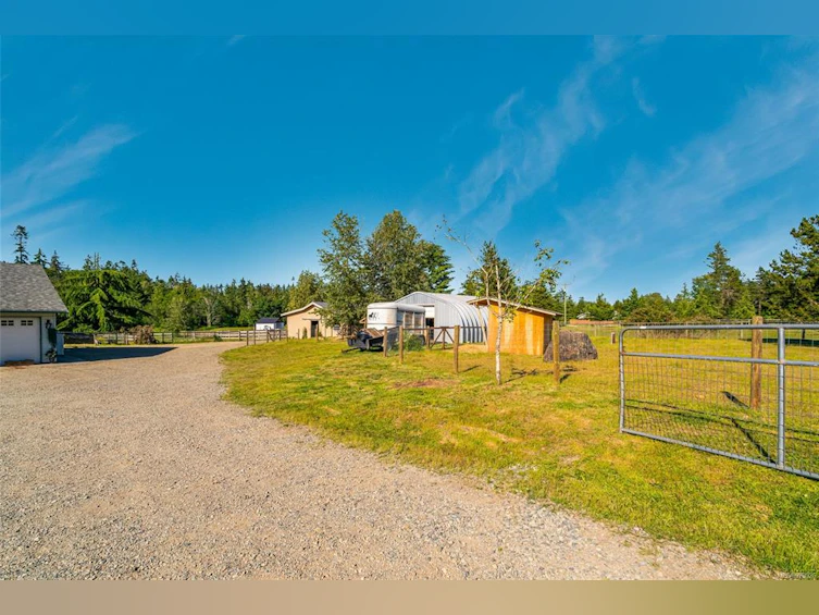 3295 Grandon Road, Qualicum Beach, BC, V9K 2J8 - 62