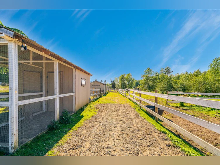 3295 Grandon Road, Qualicum Beach, BC, V9K 2J8 - 81