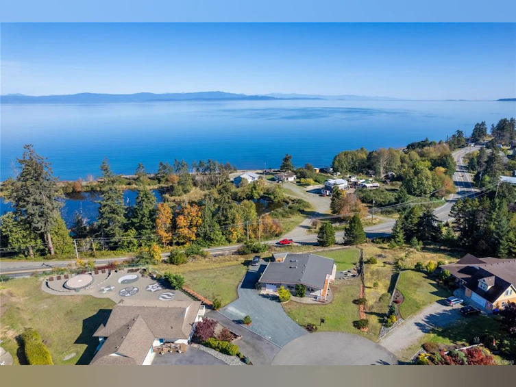 3021 Raymur Place, Qualicum Beach, BC, V9K 2N9 - 11