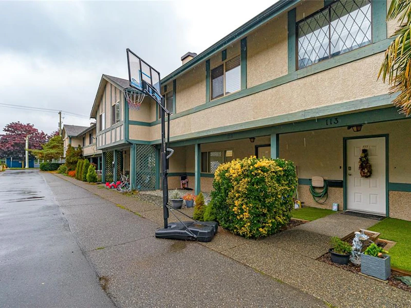 111 - 2763 Jacklin Road, Langford BC V9B 3X7