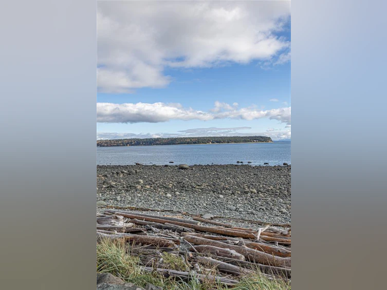 1081 S Island Highway, Campbell River, BC, V9W 1B4 - 10