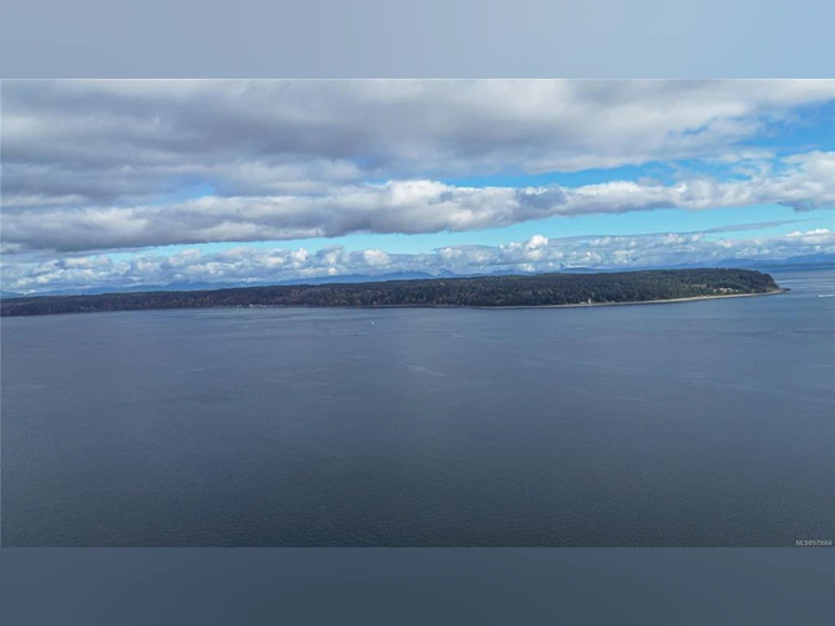 1081 S Island Highway, Campbell River, BC, V9W 1B4 - 38