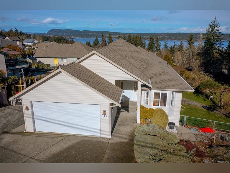533 Davis Road, Ladysmith, BC, V9G 1W3