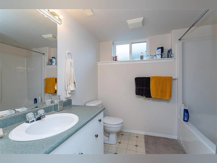 533 Davis Road, Ladysmith, BC, V9G 1W3 - 33
