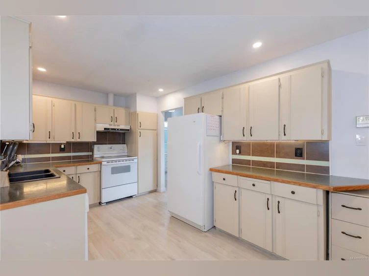 428 Ridge Road, Campbell River, BC, V9W 3A9 - 14