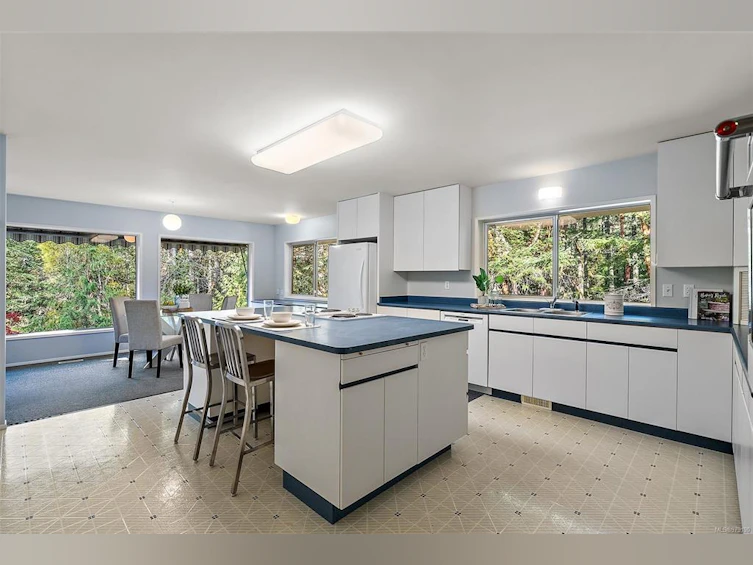 8286 Alec Road, Central Saanich, BC, V8M 1S4 - 5