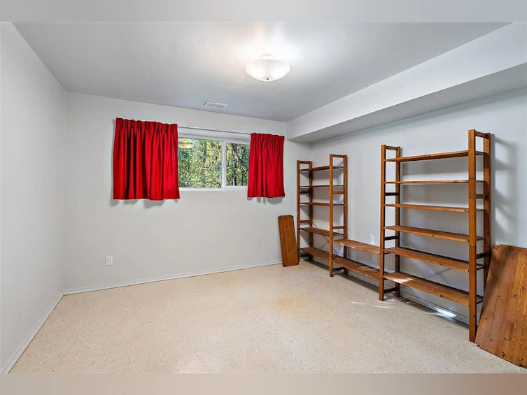8286 Alec Road, Central Saanich, BC, V8M 1S4 - 23