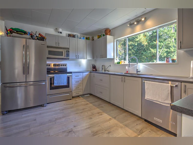 7210 Rockland Road, Lake Cowichan, BC, V0R 2G0 - 12