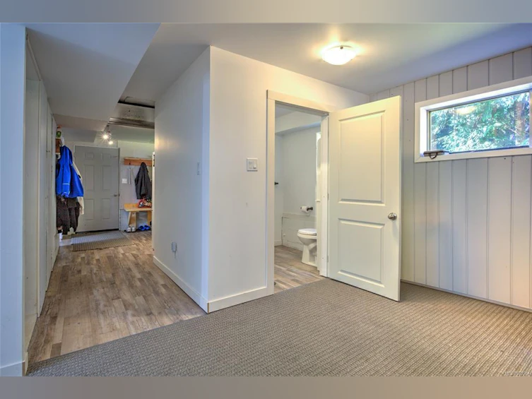 7210 Rockland Road, Lake Cowichan, BC, V0R 2G0 - 40