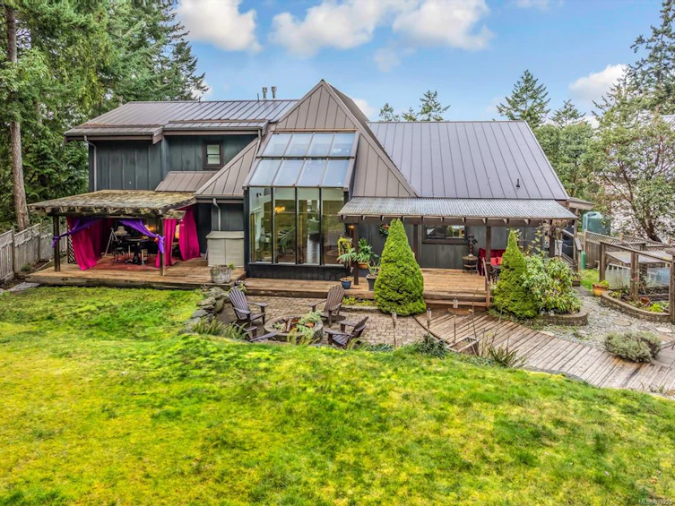 868 W Chichester Road, Gabriola Island, BC, V0R 1X1