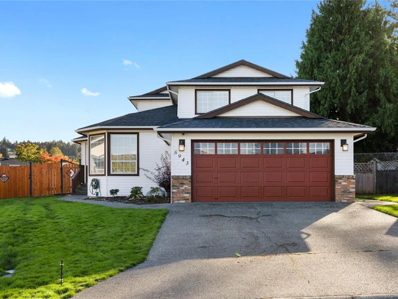 5943 Indigo Place, Nanaimo BC V9V 1K4